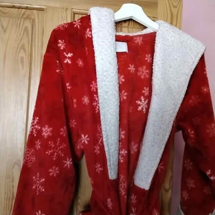 Photo of free red reindeer xmas dressing gown (Marton Bank FY3) #2