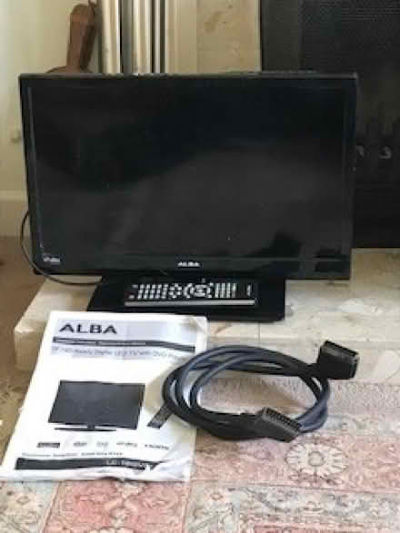 Photo of free 19 inch Flatscreen TV (Bracknell Forest GU47) #1