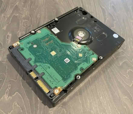 Photo of free Seagate 750GB SATA hard disk (Stroud GL10) #1