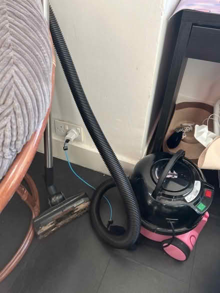 Photo of free Smelly hetty hoover (Archway N19) #1