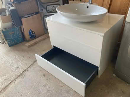 Photo of free Royo Modern vanity unit with basin and tap (Fairlight TN35) #3