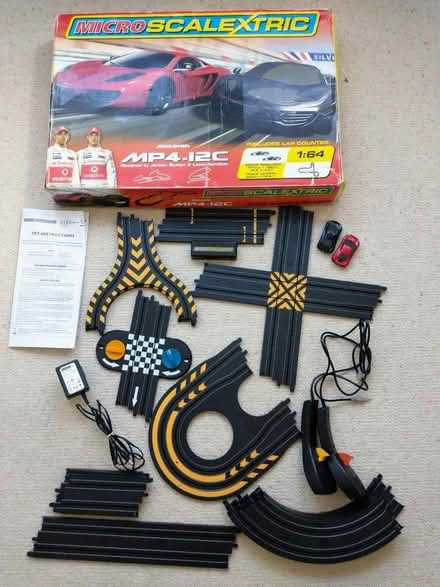 Photo of free Scalextric (Caversham RG4) #2