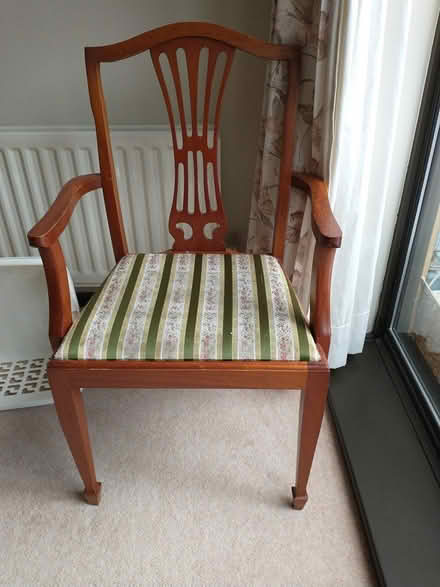 Photo of free Dining table & 6 chairs (OX11 Didcot) #2