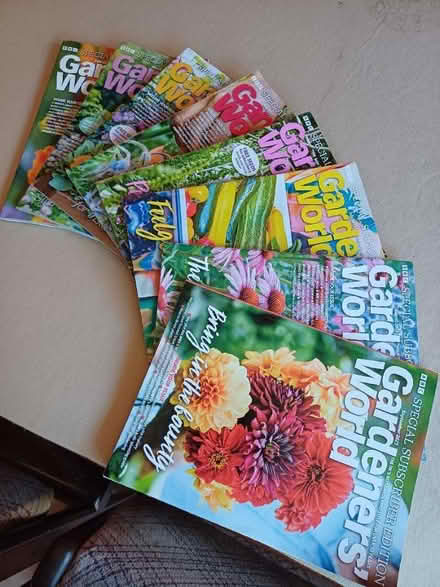 Photo of free Gardeners' World magazies (IP4) #1