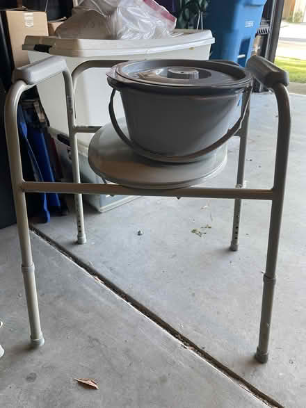 Photo of free commode chairs & shower bench (Santa Clara, near Levi Stadium) #1