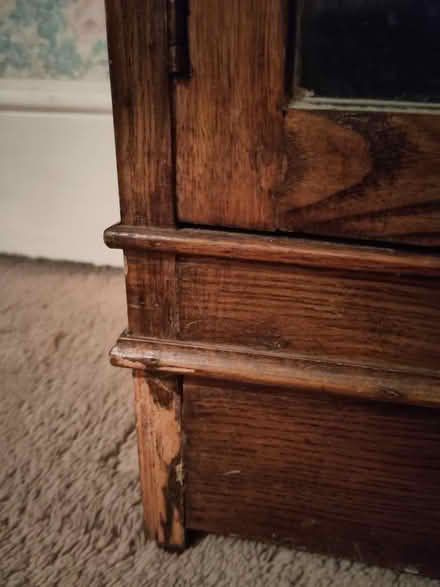 Photo of free Glass fronted old bookcase (SE3) #4