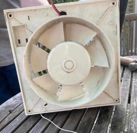 Photo of free Vectaire Extractor Fan (Ludlow SY8) #3