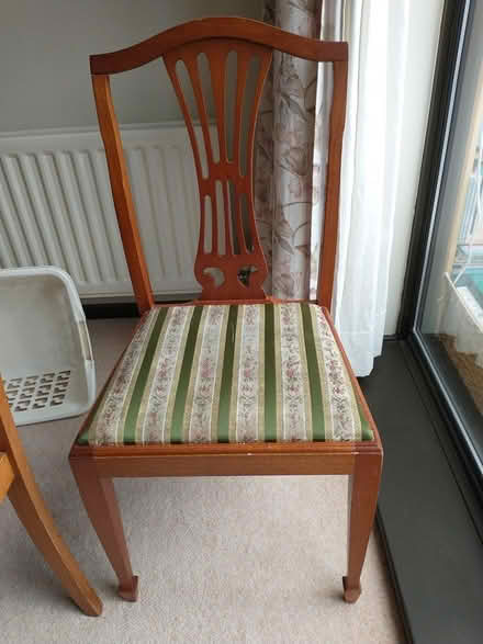 Photo of free Dining table & 6 chairs (OX11 Didcot) #3