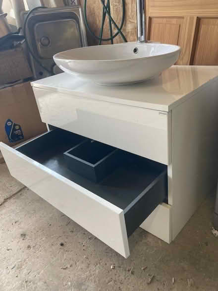 Photo of free Royo Modern vanity unit with basin and tap (Fairlight TN35) #1