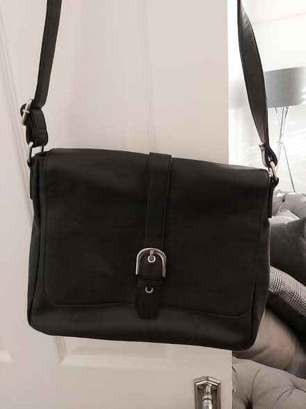 Photo of free Cross body handbag (Bedford) #1