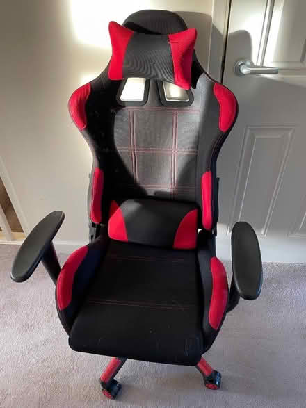 Photo of free Gaming chair (Dunchurch CV22) #1