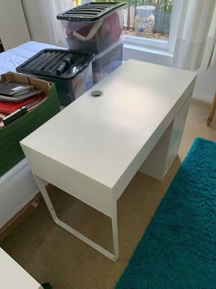 Photo of free IKEA desk in good order (N7 Lower Holloway) #1