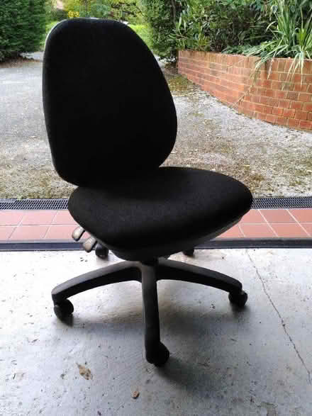 Photo of free Office chair (Old Woking GU22) #1