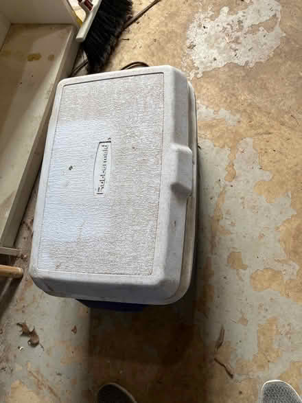 Photo of free Cooler and assorted packs (Bowie) #2