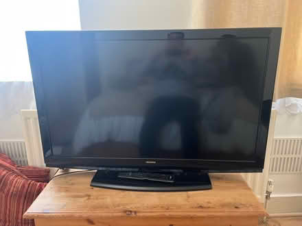 Photo of free 42inch tv (Thornton Heath) #1
