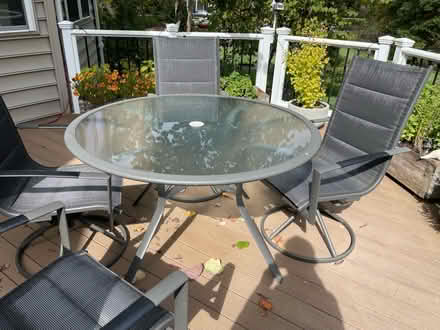 Photo of free Outdoor patio table and chairs (South Leesburg near Brambleton) #1