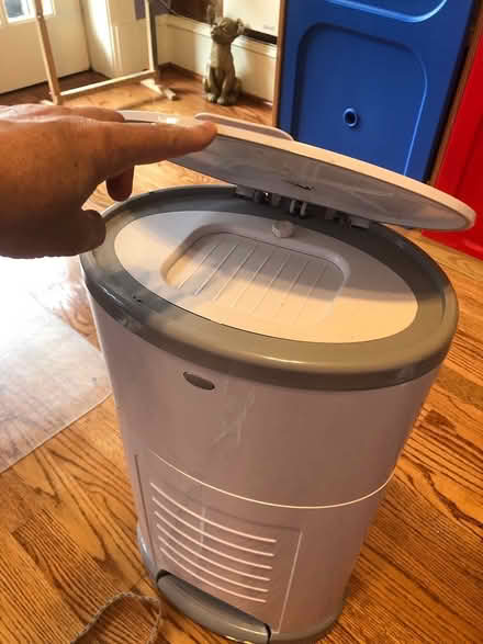 Photo of free Diaper genie type trash can (Mount pleasant) #1