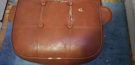 Photo of free Vintage faux leather pouffe (Lescudjack Penzance) #1
