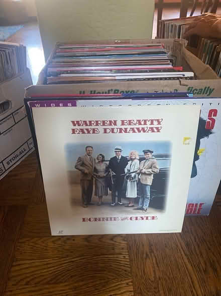 Photo of free Laserdiscs: 50 action/horror/sci-fi (Bancroft Ave near Lee Ave) #1