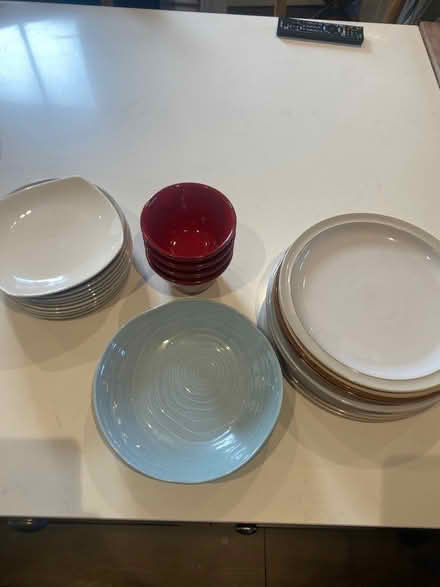 Photo of free Plates (BT8) #1