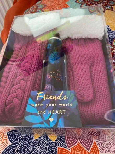Photo of free Winter mittens (Loose, Maidstone) #1