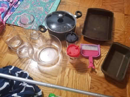 Photo of free Kitchen items (Woodley Park) #1