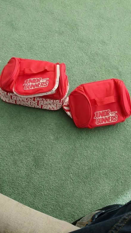 Photo of free 1 Junior Gunners lunch bag (BR1) #1
