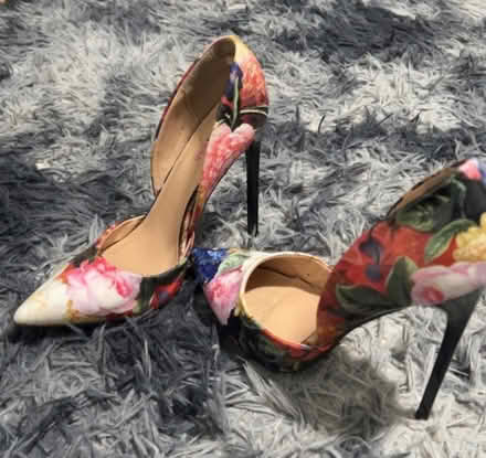 Photo of free Heeled flowered court shoe (Greenford UB6) #1