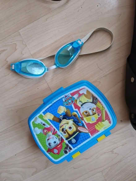 Photo of free Kid's items (Leytonstone high rd) #1
