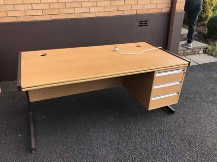 Photo of free Office/home desk (BT8) #1