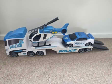 Photo of free Truck, car and helicopter (Horsham RH13) #1