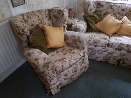 Photo of free Three piece suite (Andover SP10) #1