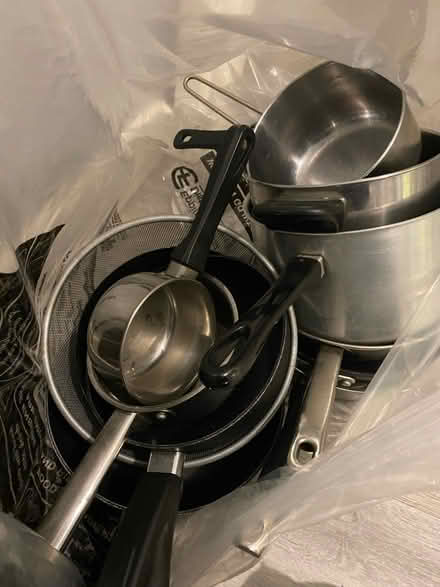 Photo of free Pots & pans (Kings lynn) #1