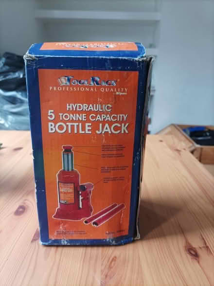 Photo of free Hydraulic Jack 5 tonne (E5) #1