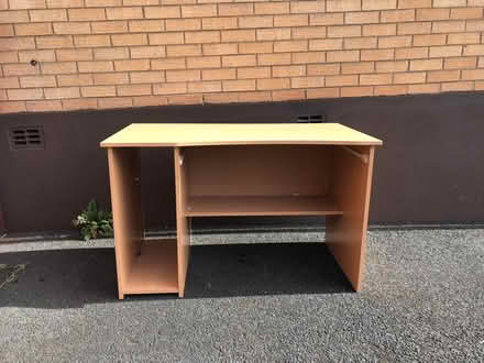 Photo of free Desk (BT8) #3