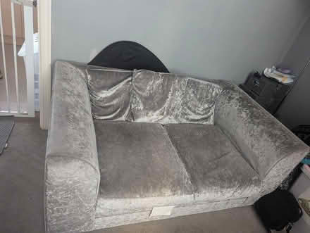 Photo of free 2&3 seater sofas (SY11) #2