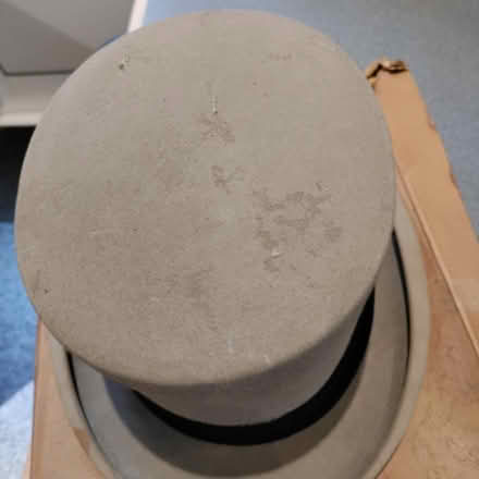Photo of free Top hat (Beckenham BR3) #3