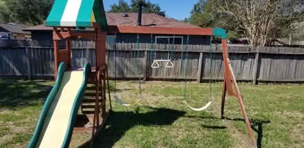 Photo of free swing set (Crosby texas) #1