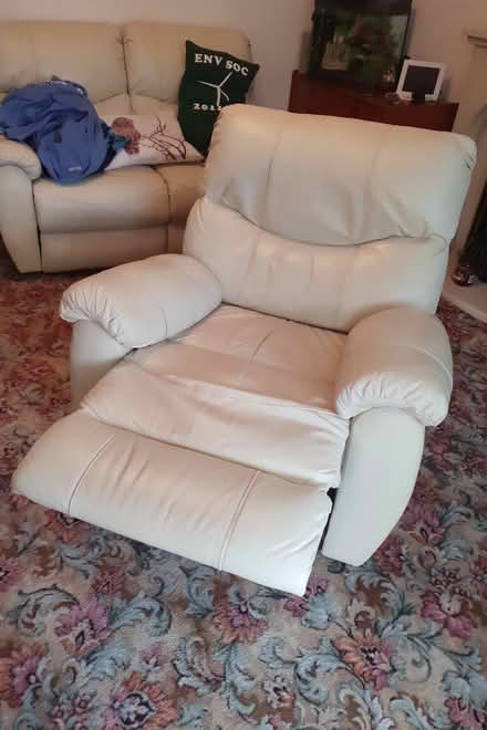 Photo of free 2 x Leather Manual Recliner Arm Chairs (Lords Wood ME5) #4