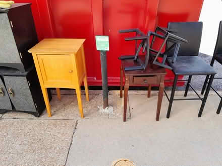 Photo of free Furniture (1531 Pine Saint louis) #2