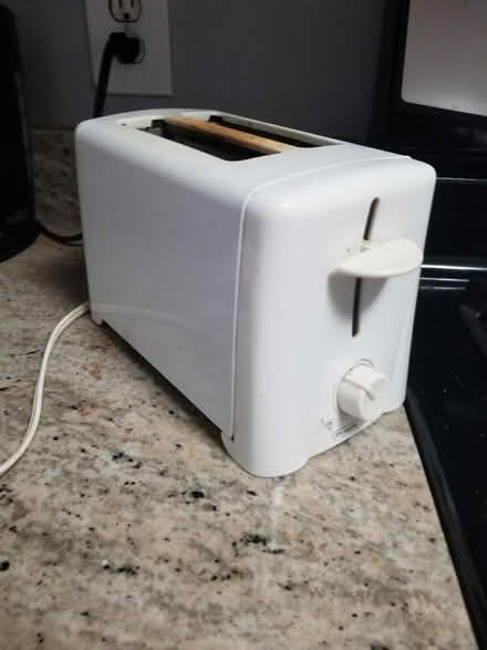 Photo of free Toaster (Woodley Park) #1