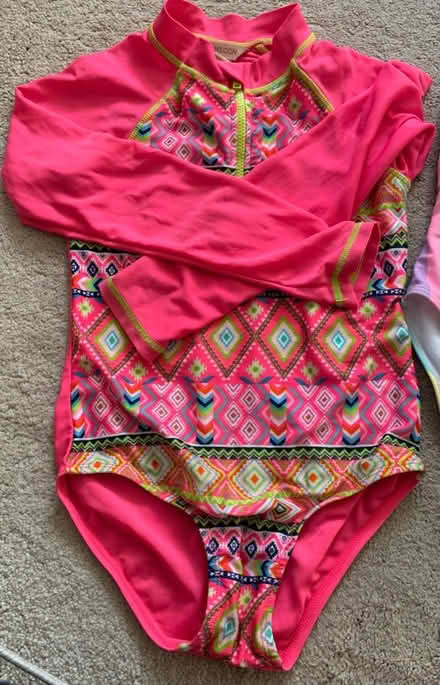 Photo of free Beach sun vest aged 5-6 years (SY11) #2