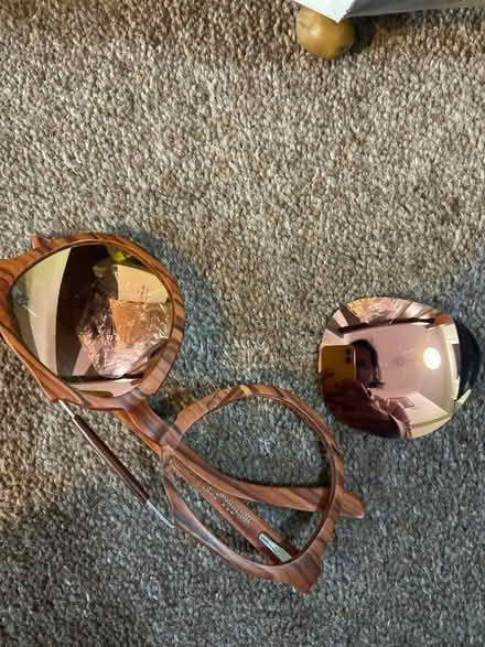 Photo of free Eco sun glasses, broken (SE17) #1