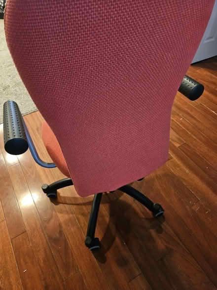 Photo of free Chair (NE DC by 8th and H st) #3