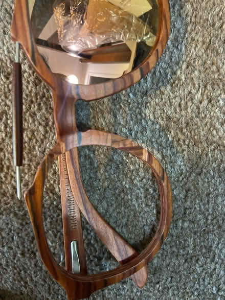 Photo of free Eco sun glasses, broken (SE17) #2