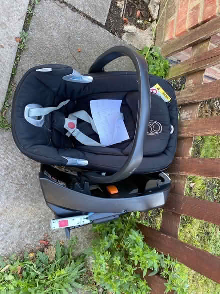 Photo of free 0-18 Months Car Seat (TW8) #1