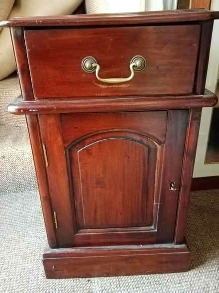 Photo of free bedside cabinet (Markinch KY7) #1