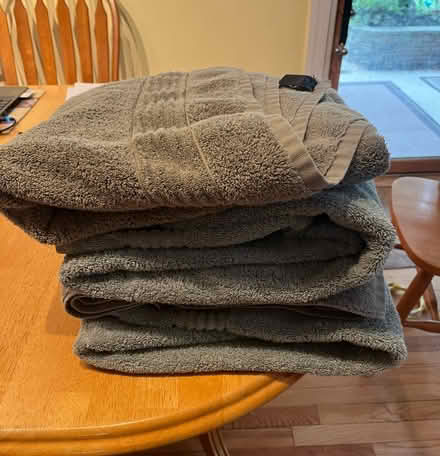 Photo of free Bath towels, full size (North Frederick) #2