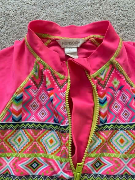 Photo of free Beach sun vest aged 5-6 years (SY11) #1