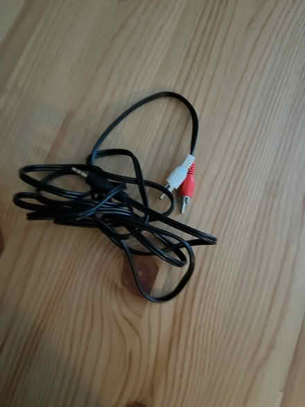 Photo of free AV cable (SE1) #1